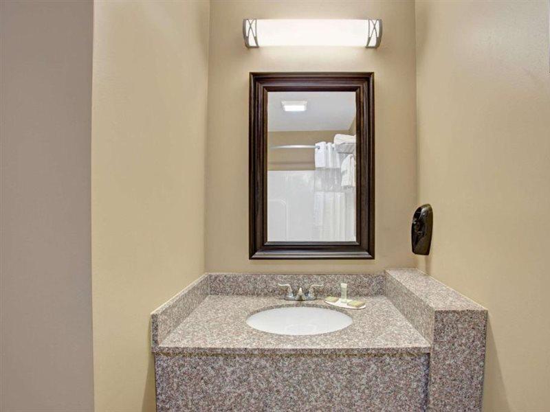 Super 8 By Wyndham Asbury Park Hotel Luaran gambar